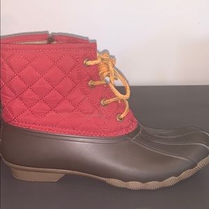 Duck boots by Sperry